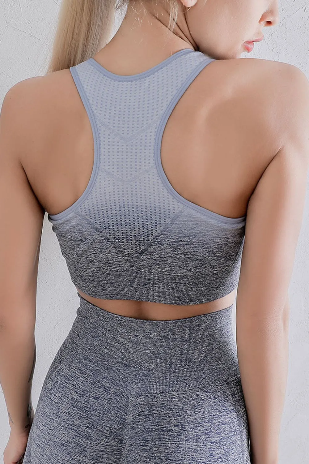 *APP EXCLUSIVE* Gradient Sports Bra and Leggings Set