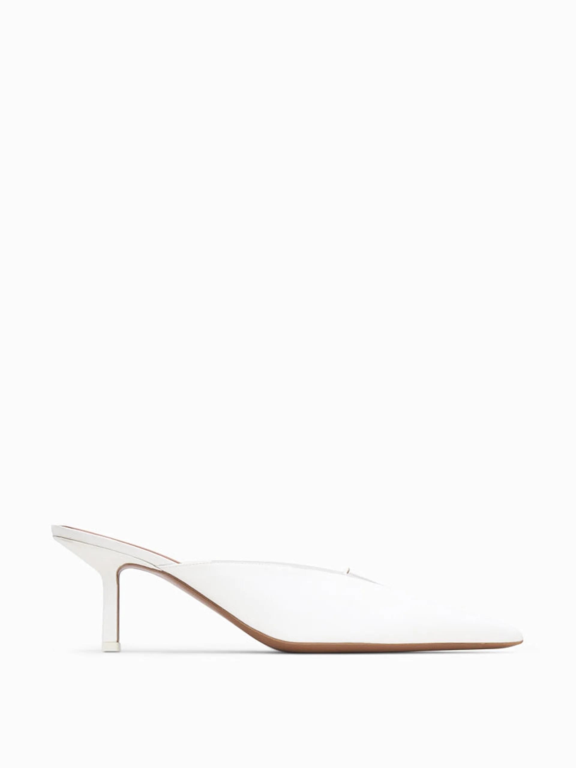 Cream Matar mules