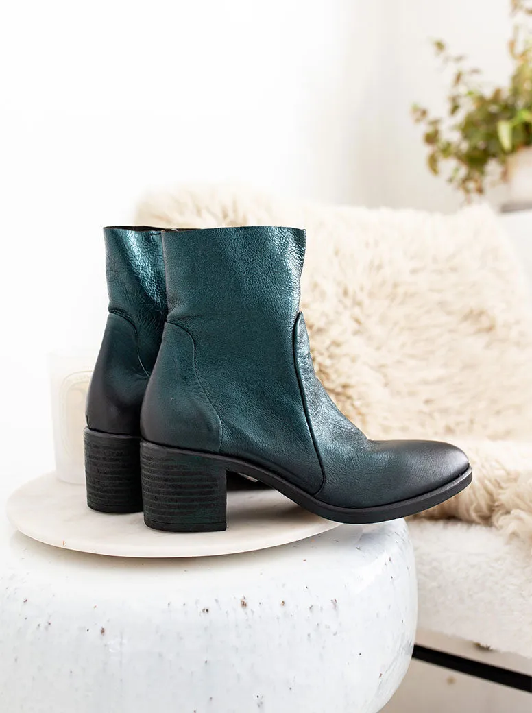 Gemma green metallic
