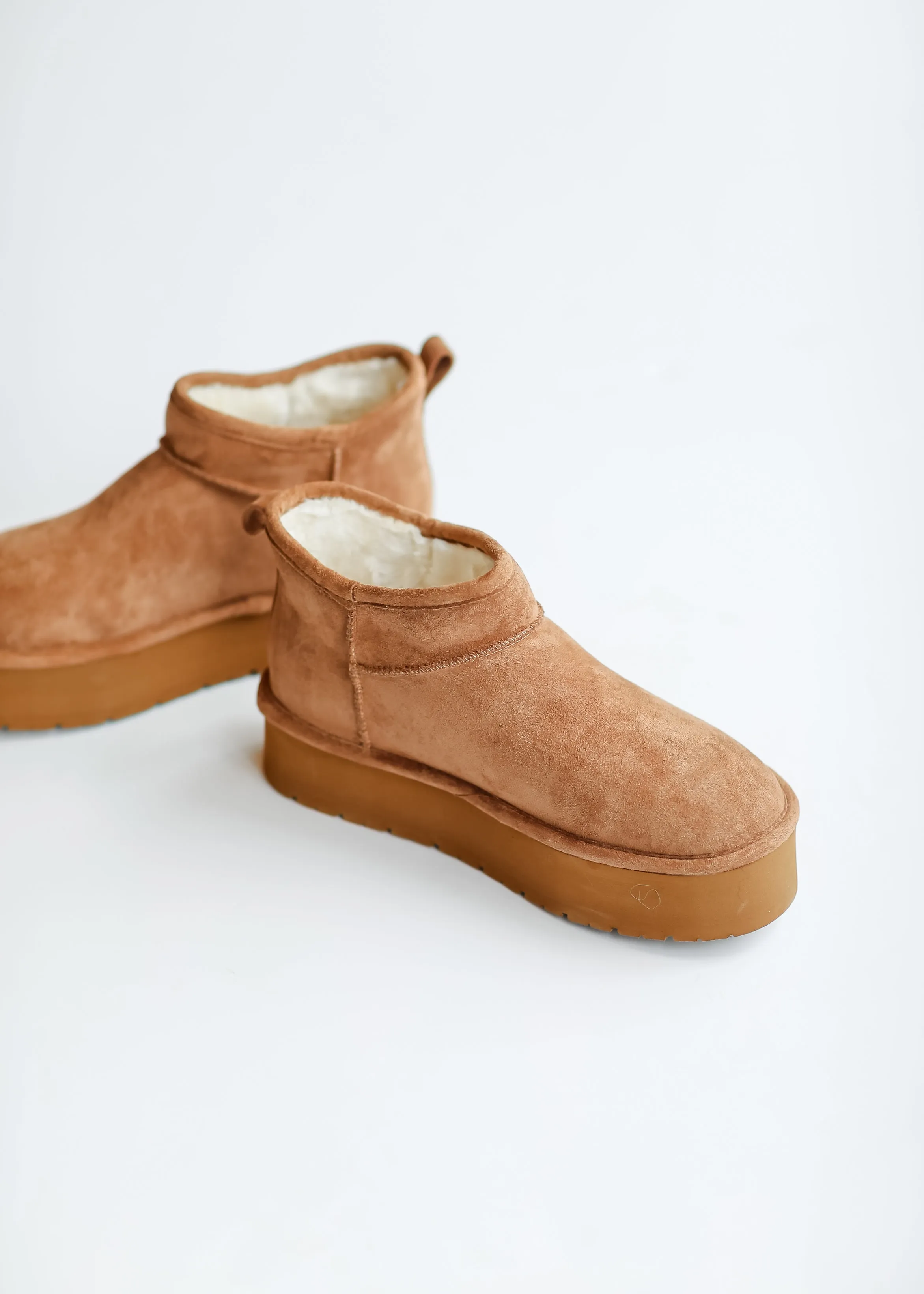 madden girl® Embrace Platform Bootie