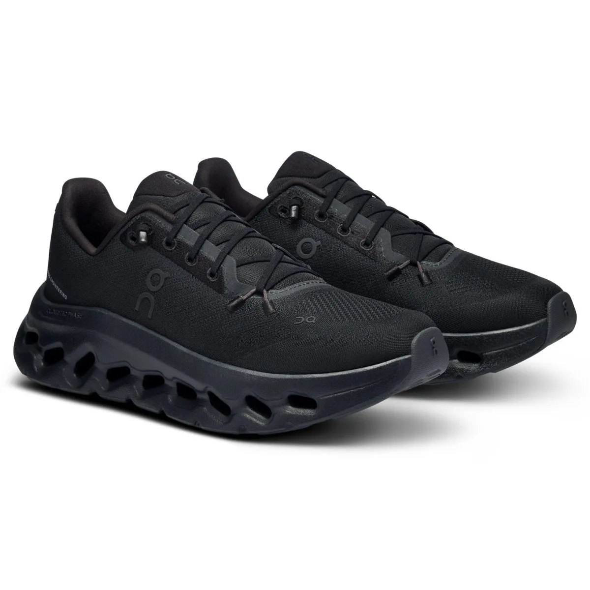 On Running Women's Cloudtilt Eclipse/Black